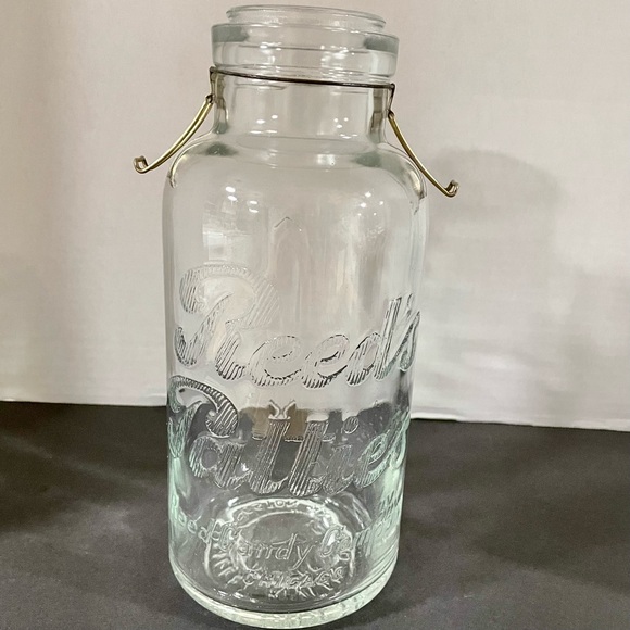 c1920s Reed's Patties Candy Company Chicago Clear Glass Jar Embossed Lettering - Picture 2 of 8